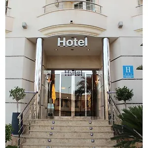 El Trebol Hotel